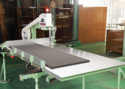 Vertical guillotines